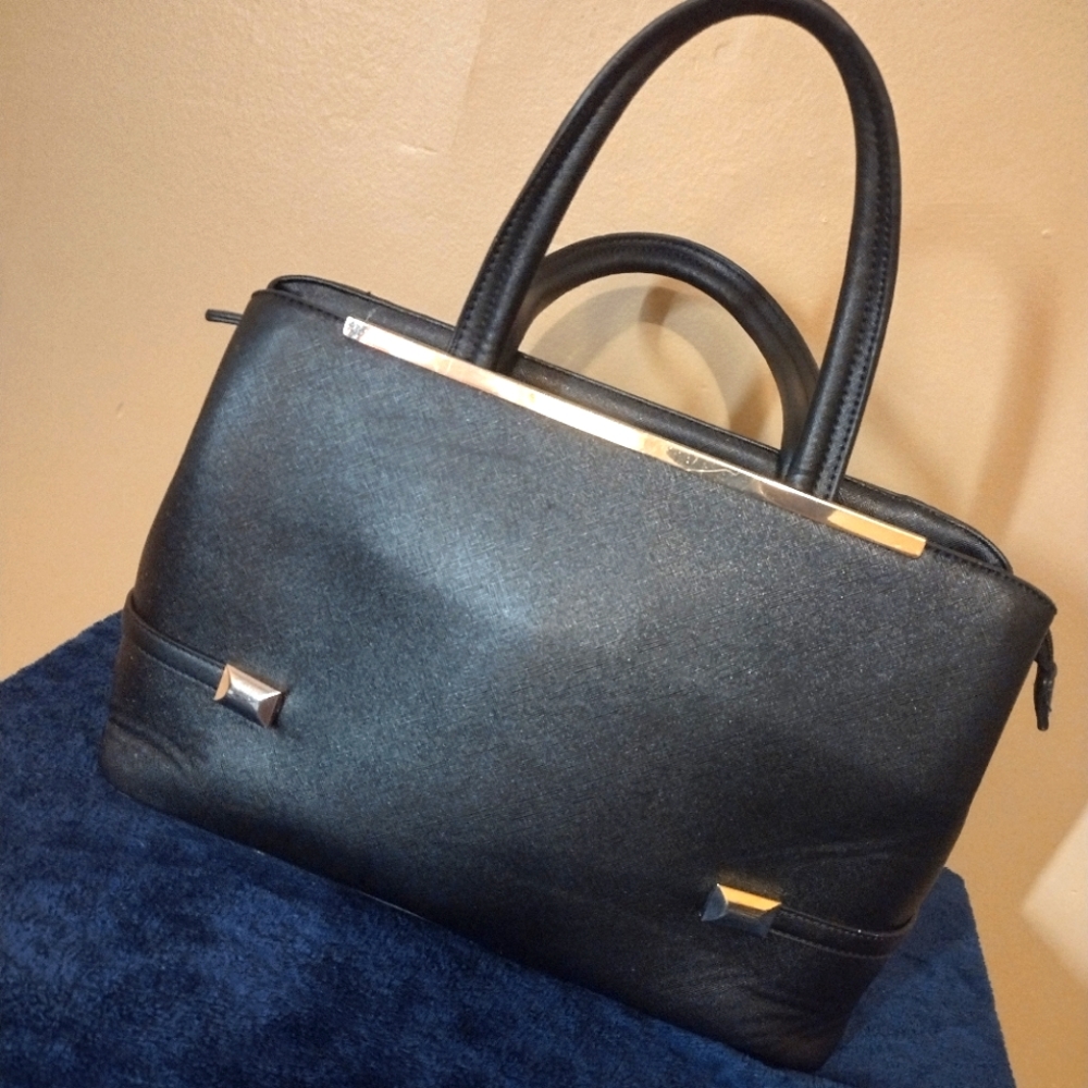 Black Dasein Purse